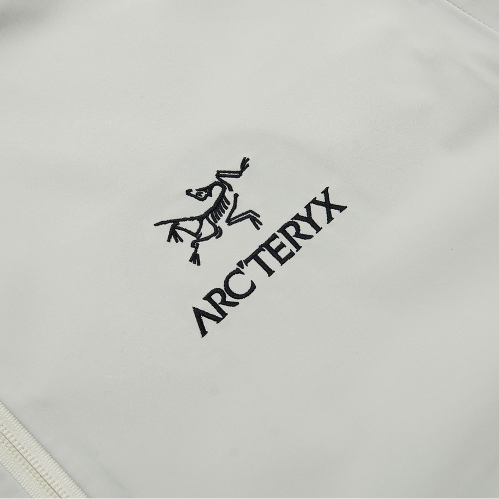 Arc'teryx Unisex Solid Color Casual Sports Hooded Jacket - Picture 5 of 7